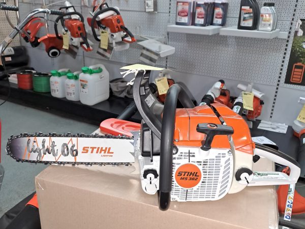 Stihl MS382 with 37cm guide bar - Demo unit for sale !